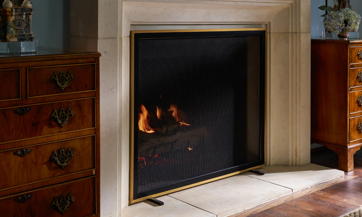 Choosing the Perfect Bronze Fireplace Screen: A Buyer's Guide