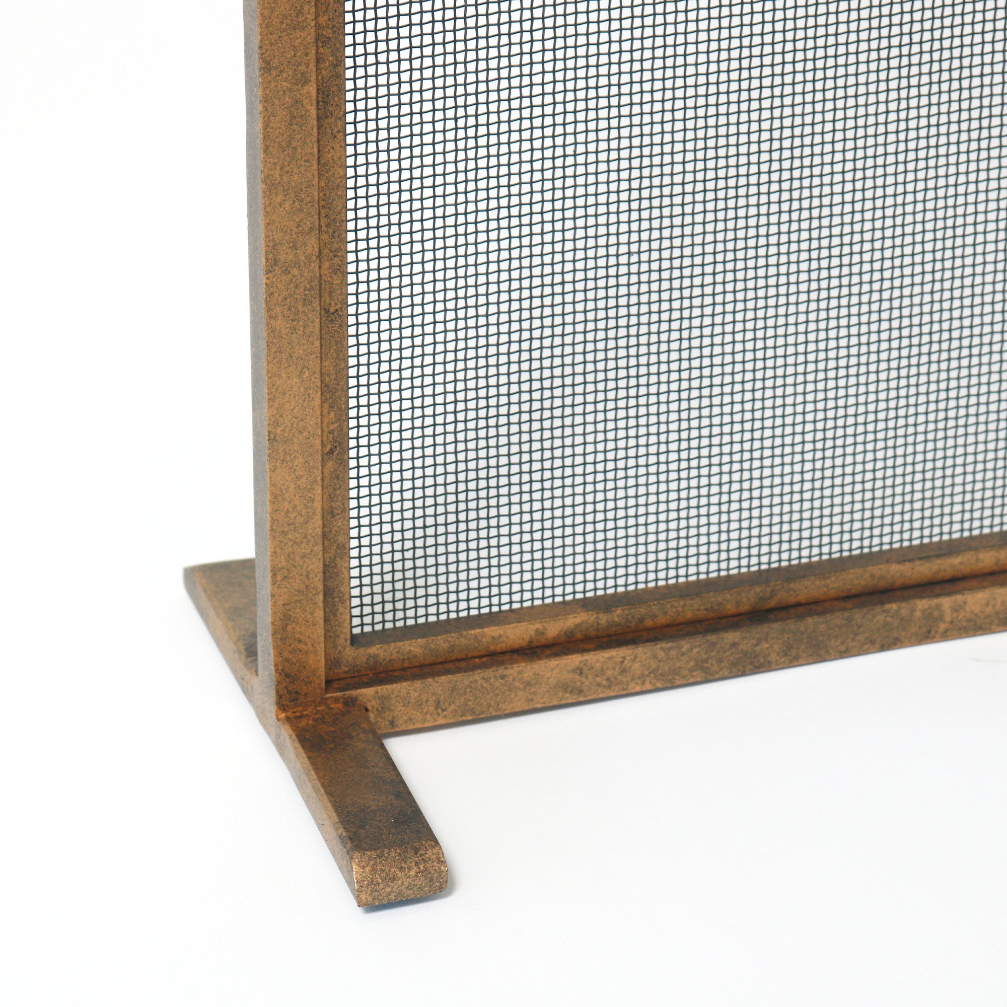 Dakota Fireplace Screen in Aged Gold